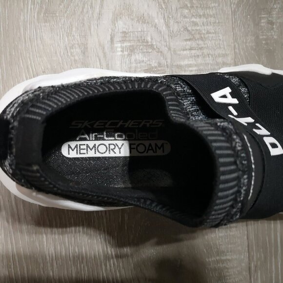 Skechers DLT-A Air Cooled Black/Grey/White Ladies Size 7 Slip On Sneakers - Picture 3 of 8